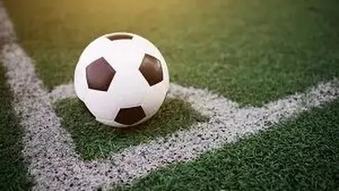 罗伊斯传射建功，多特蒙德主场横扫奥格斯堡